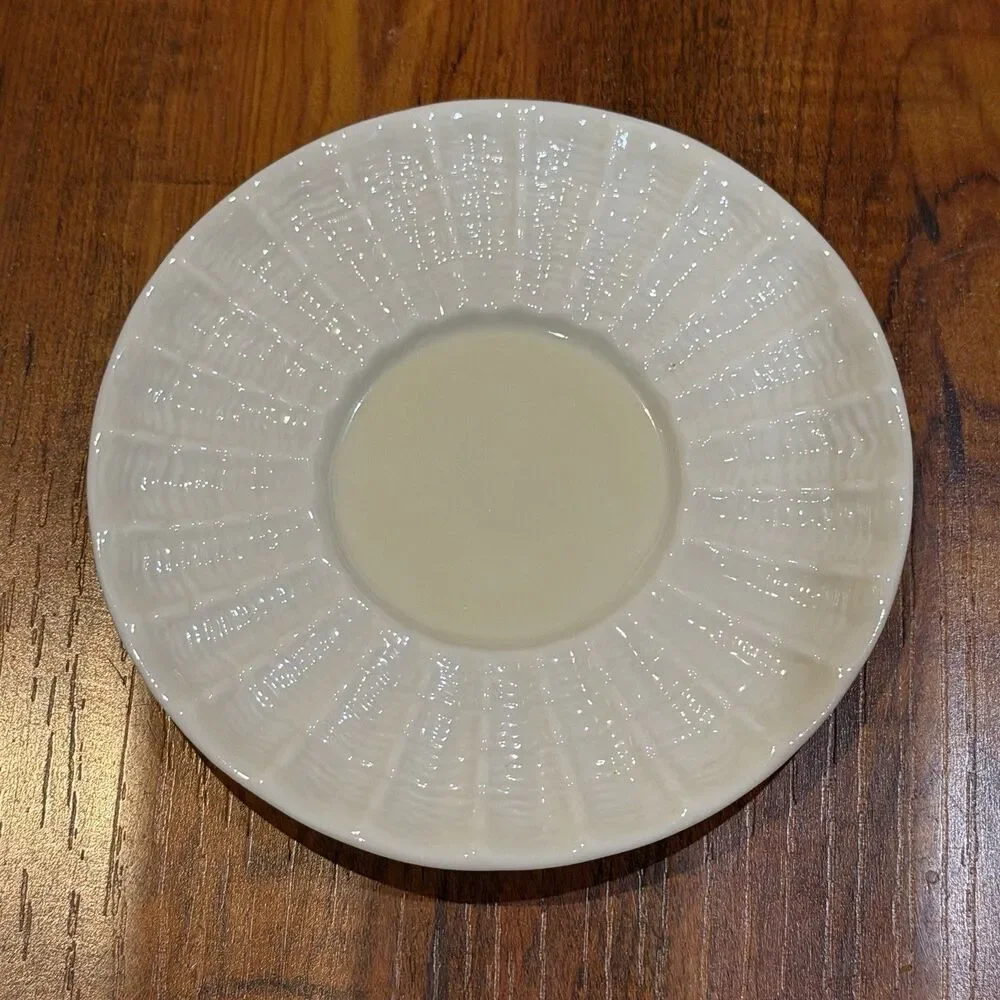 Belleek Neptune 20-Piece Cups, Saucers, Creamer, Sugar Bowl & Limpet Tea Pot Set
